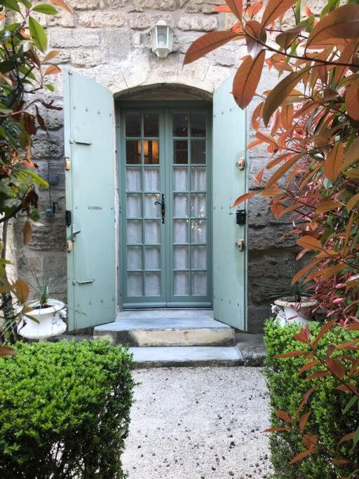 Ulysse, Appartement Spacieux Au Centre Historique D'Uzes En Rez-De-Chaussee Avec Exterieur, Proche Parking Des Marroniers Extérieur photo