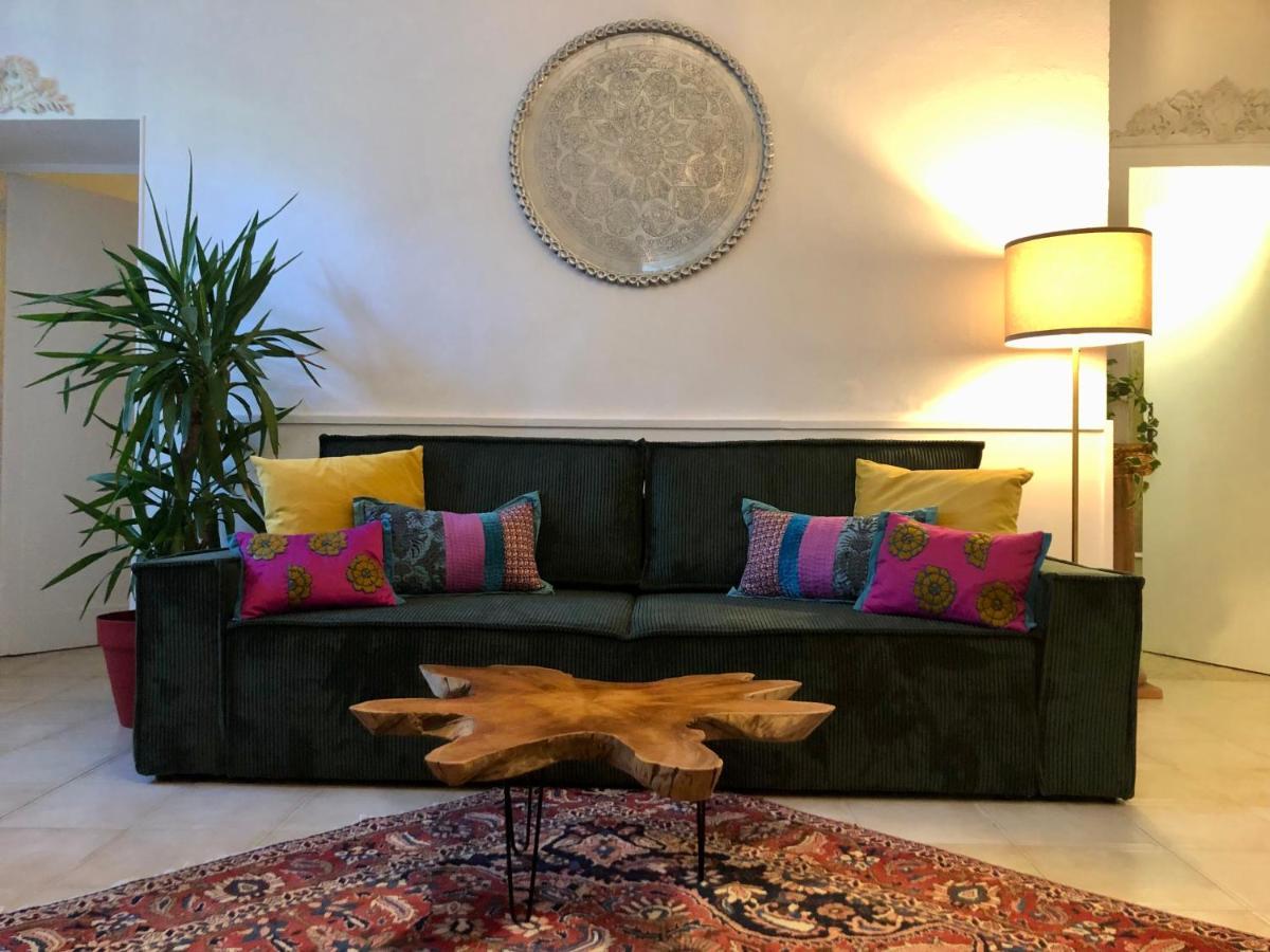 Ulysse, Appartement Spacieux Au Centre Historique D'Uzes En Rez-De-Chaussee Avec Exterieur, Proche Parking Des Marroniers Extérieur photo